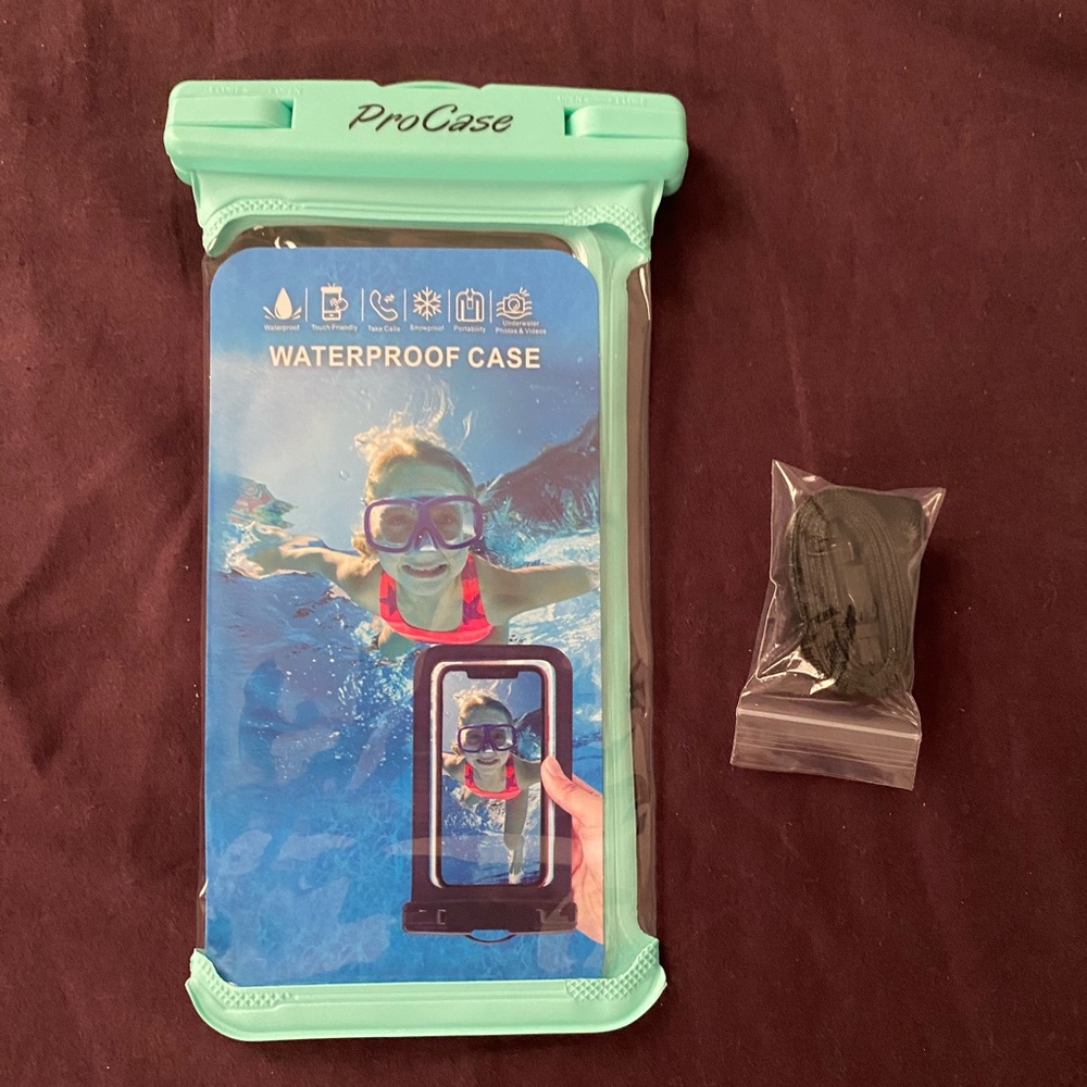 Water proof case - Picture 5 of 11